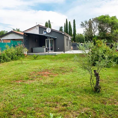 Renata Mare Holliday House Nyaraló *